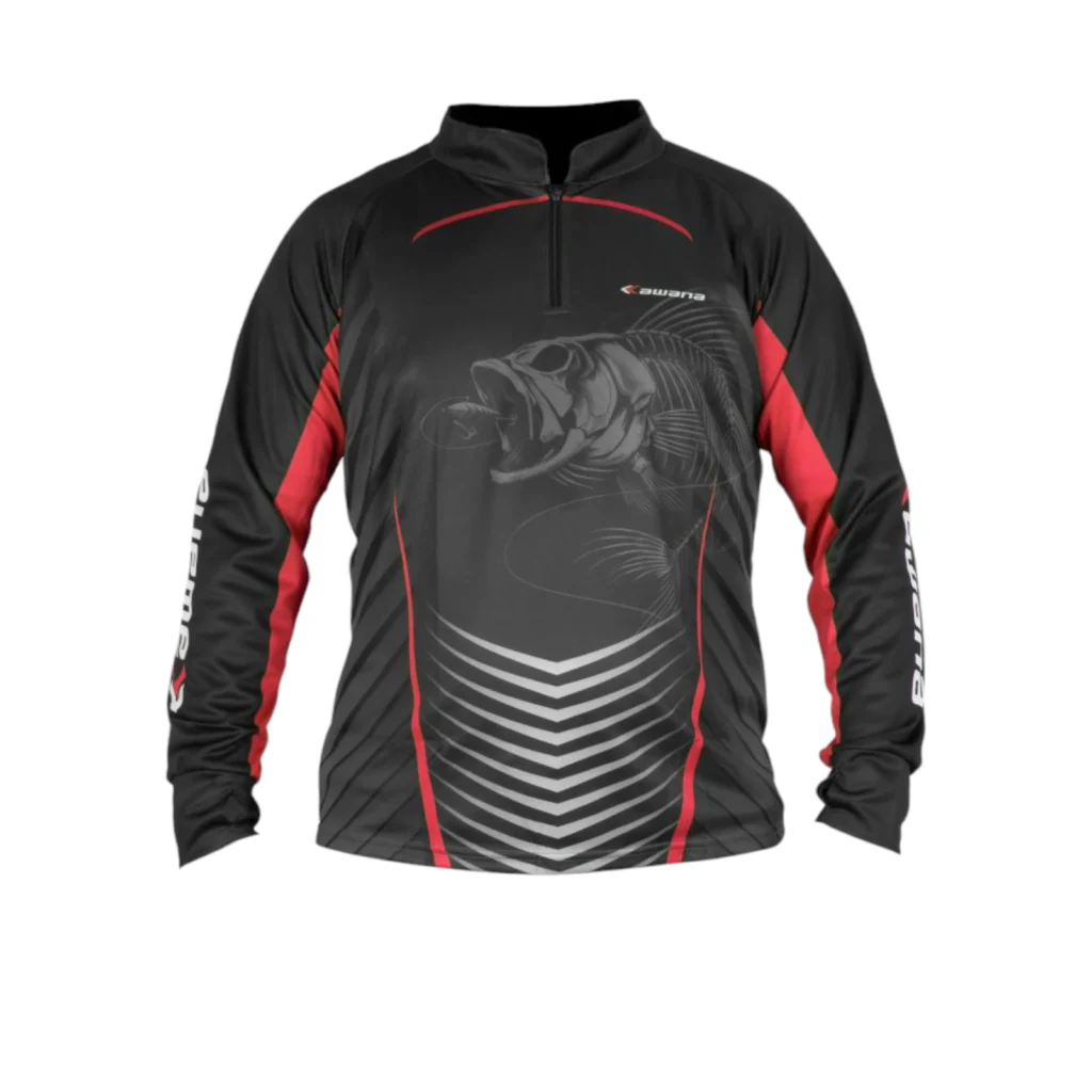 Remera de pesca Kawana UV negra con detalles rojos y gráfico de pez, ideal para protección solar en actividades outdoor